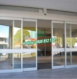 CỬA NHỰA LÕI THÉP 4 CÁNH TRƯỢT