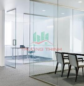 Làm vách ngăn bằng nhôm hệ kính cường lực đẹp Bình Dương