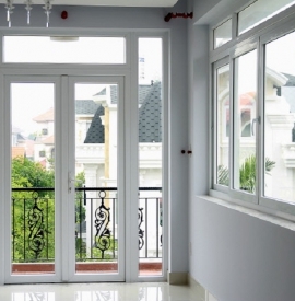 Cửa nhựa lõi thép Bình Dương - Mẫu 2020, an toàn, bền đẹp