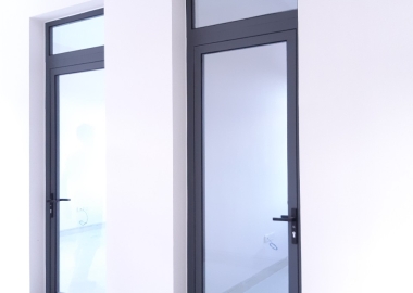 THI CÔNG LẮP ĐẶT NHÔM KÍNH TẠI HUYỆN PHÚ GIÁO - BÌNH DƯƠNG