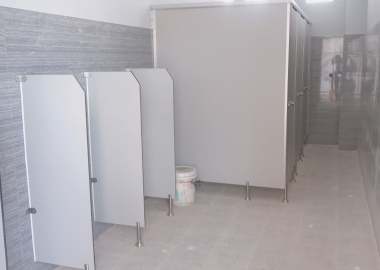 Công ty lắp đặt Vách ngăn compact Dĩ An Bình Dương