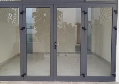 Cung cấp và thi công cửa nhôm kính trọn gói bình dương